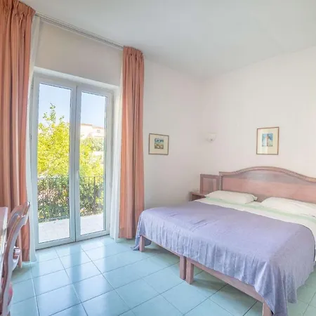 Royal Terme 4* איסקיה