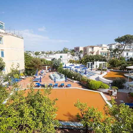 מלון Royal Terme 4*